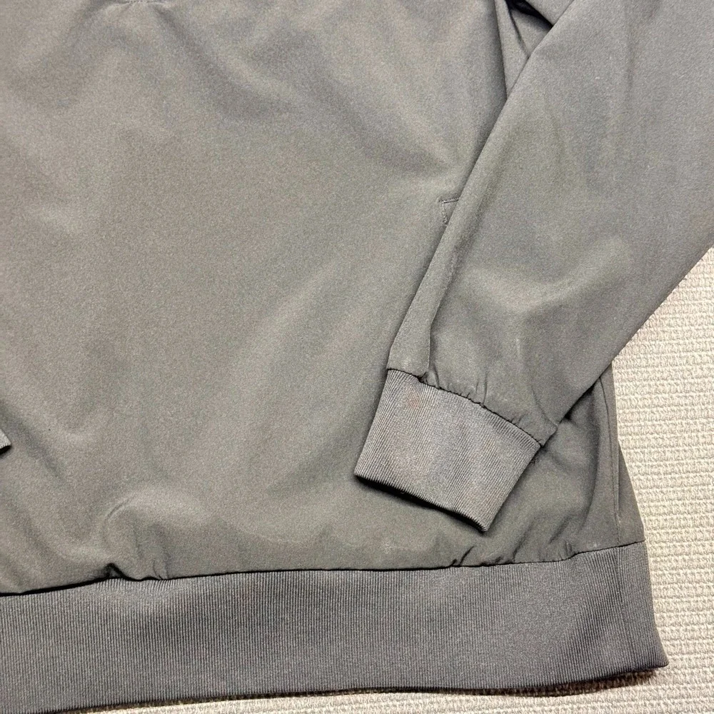 TravisMathew Men's‎ Quarter Zip Pullover Black Grey Golf Jacket Size Large
